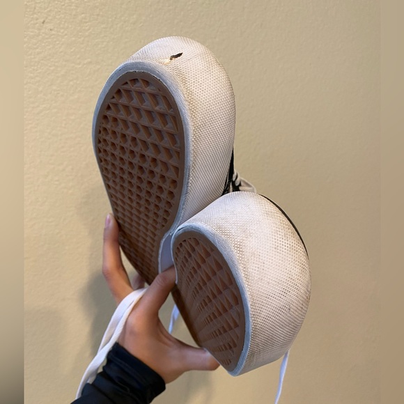 Women shoes - Picture 3 of 7